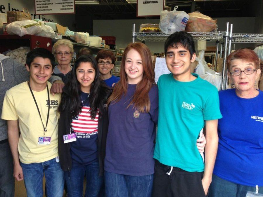 Student Council Collects Almost 800 Pounds of Canned Food