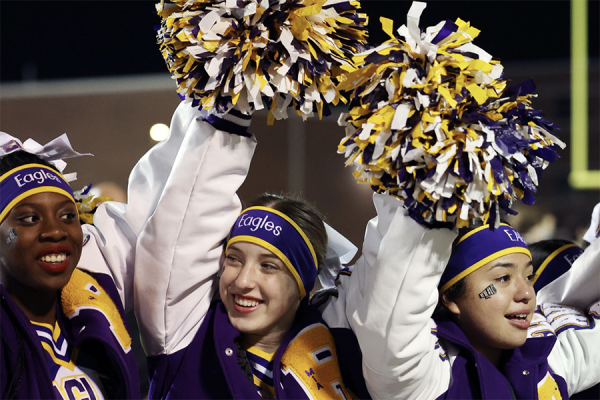 Cheerleaders Find Inspiration from Family Members Who Previously Cheered