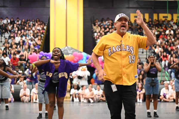 Talon photo by Ray Brosnahan